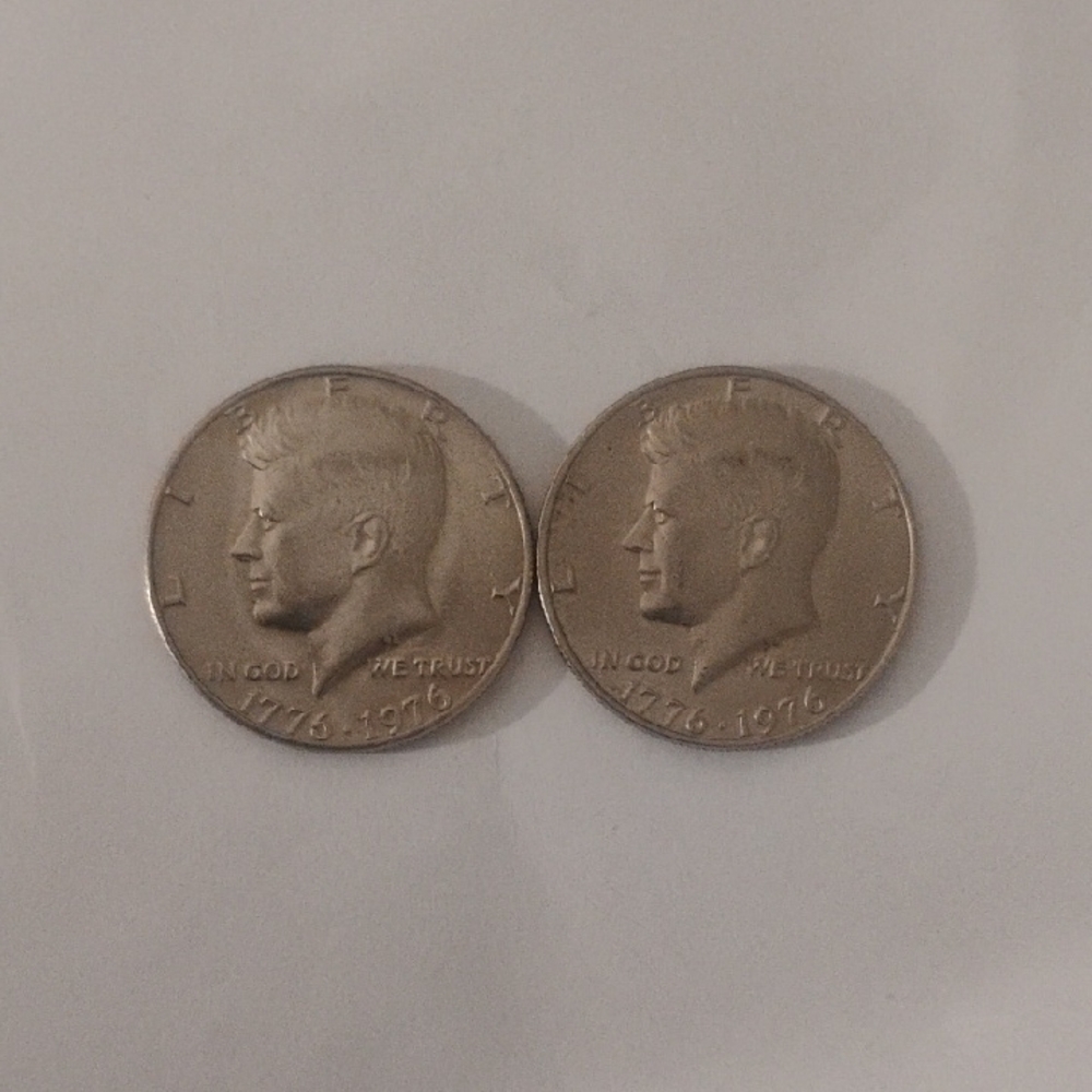 1776-1976 Kennedy Half Dollar Two Coins In Good Condition No Mint Mark